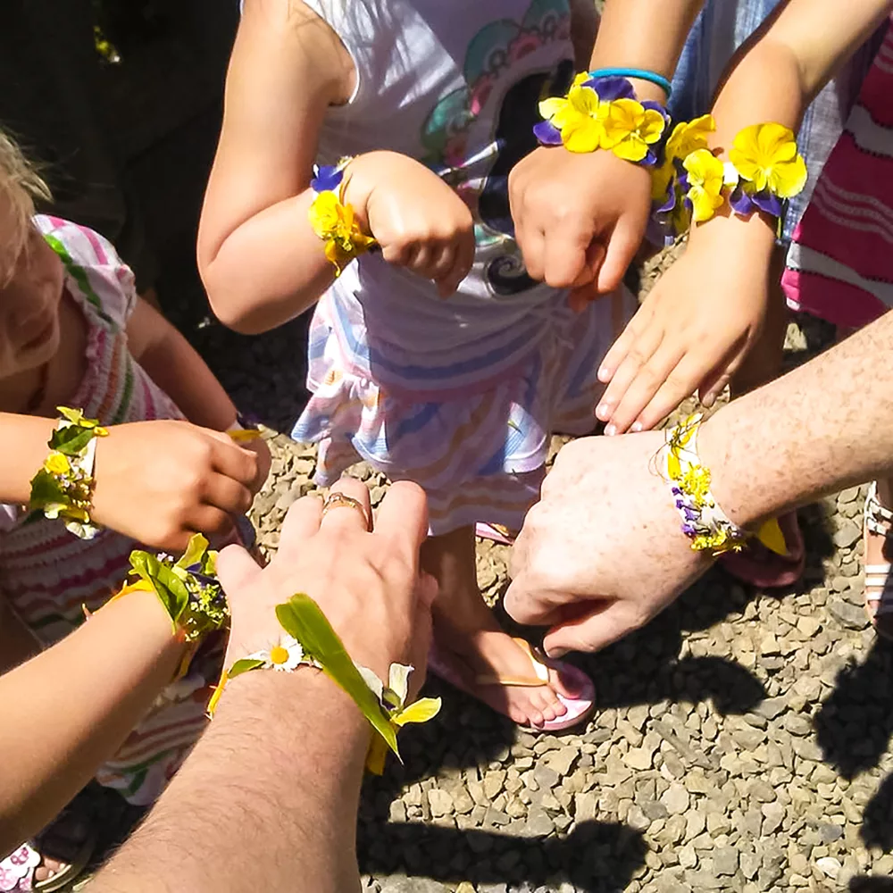 Celebra la primavera con pulseras de la naturaleza