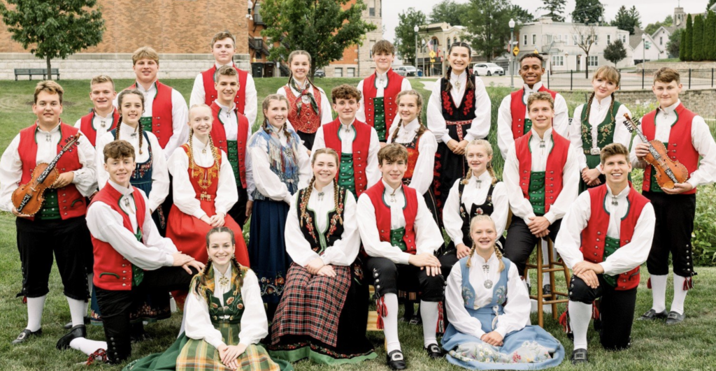 Bailarines noruegos de Stoughton High School