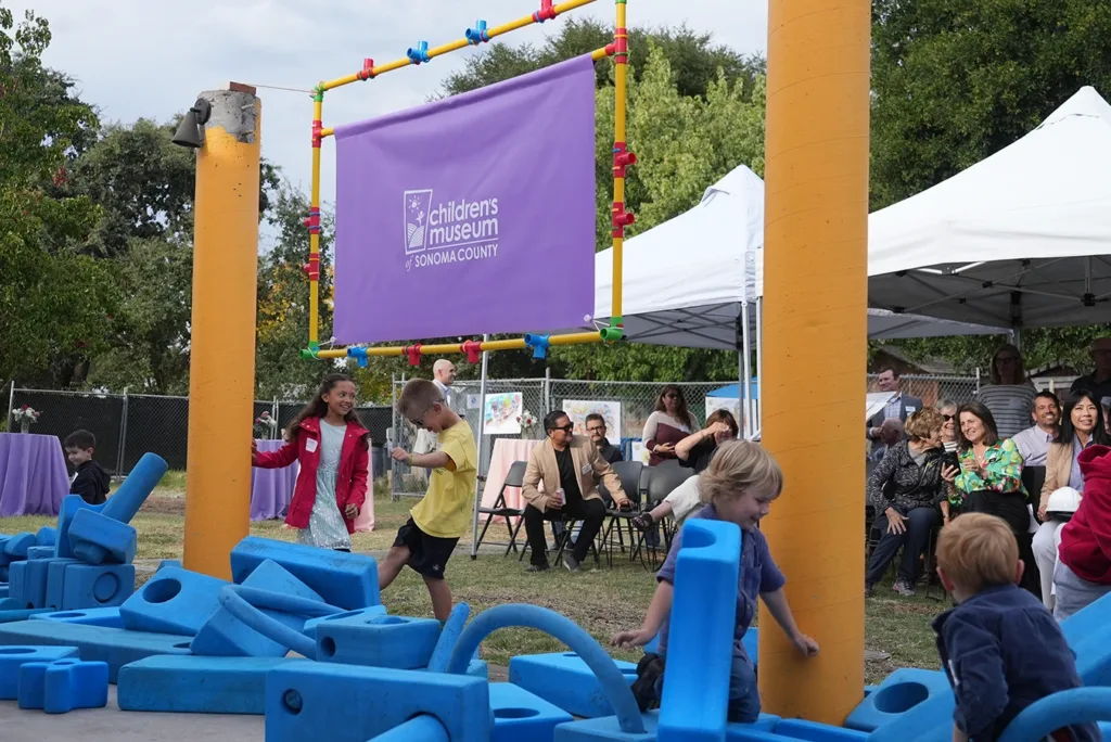 La ceremonia de inicio de obras de una nueva ala de 7,400 pies cuadrados en el Museo Infantil del Condado de Sonoma, el 28 de agosto de 2026.