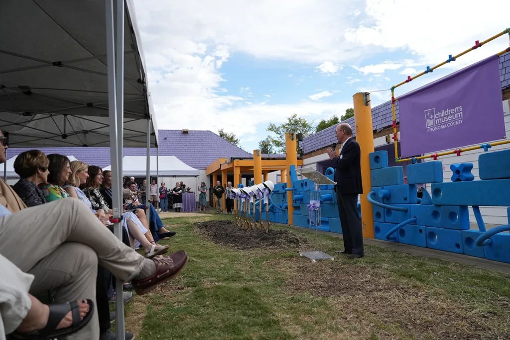 La ceremonia de inicio de obras de una nueva ala de 7,400 pies cuadrados en el Museo Infantil del Condado de Sonoma, el 28 de agosto de 2026.